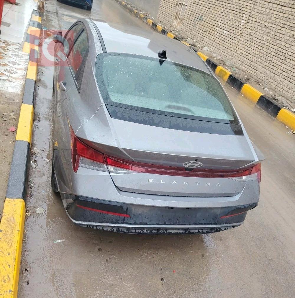 هیۆندای ئەلەنترا